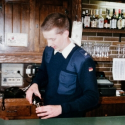 Das Bild zeigt mich bei der Bundeswehr